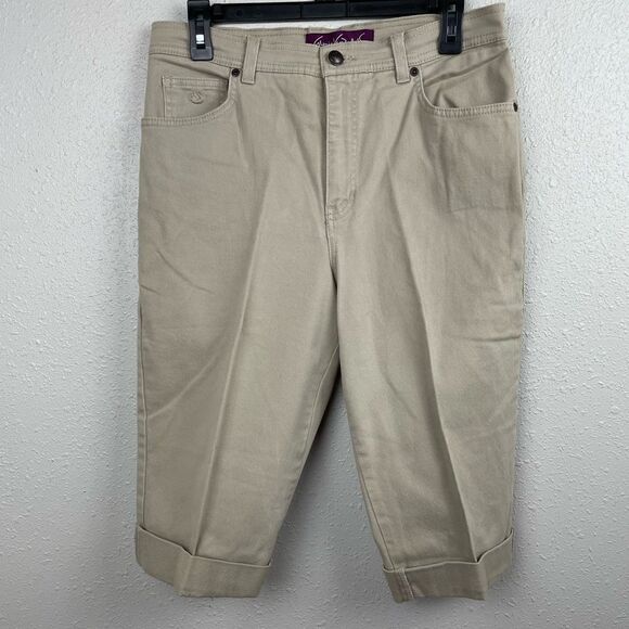 Gloria Vanderbilt Stretch Jean Shorts Size 10 EUC - Picture 1 of 5